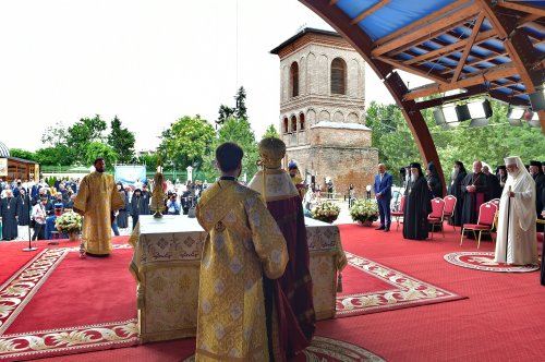 Rugăciune și mulțumire la împlinirea a 70 de ani de viață ai Patriarhului României  Poza 177939