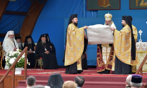 Rugăciune și mulțumire la împlinirea a 70 de ani de viață ai Patriarhului României  Poza 177942