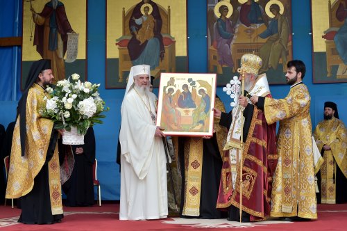 Rugăciune și mulțumire la împlinirea a 70 de ani de viață ai Patriarhului României  Poza 177948