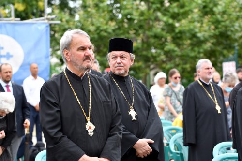 Rugăciune și mulțumire la împlinirea a 70 de ani de viață ai Patriarhului României  Poza 177973