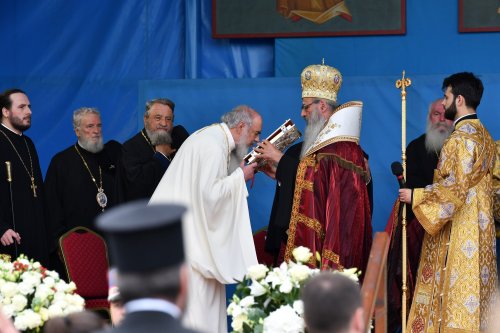 Rugăciune și mulțumire la împlinirea a 70 de ani de viață ai Patriarhului României  Poza 177977