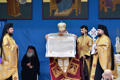 Rugăciune și mulțumire la împlinirea a 70 de ani de viață ai Patriarhului României  Poza 177982