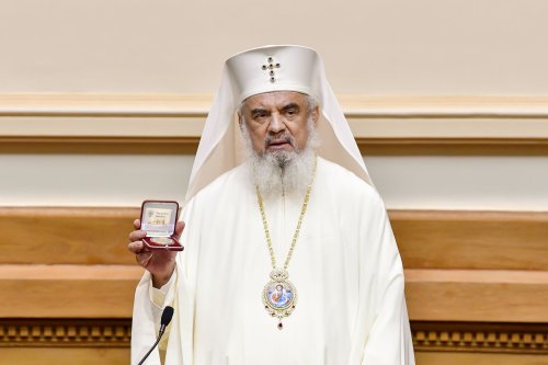 Vas binecuvântat, purtător al darurilor duhovnicești pentru Patriarhul României Poza 177892