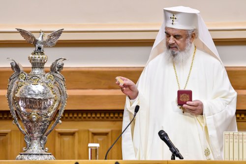 Vas binecuvântat, purtător al darurilor duhovnicești pentru Patriarhul României Poza 177893