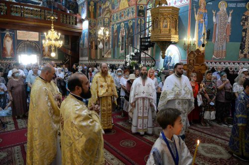 Biserica „Sfântul Pantelimon”‑Foișorul de Foc și‑a cinstit ocrotitorul