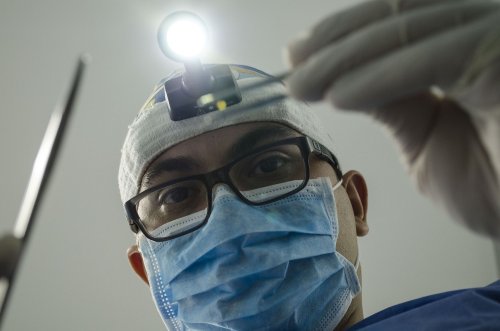 Clinicile din străinătate oferă medicilor români salarii de mii de euro  Poza 178295