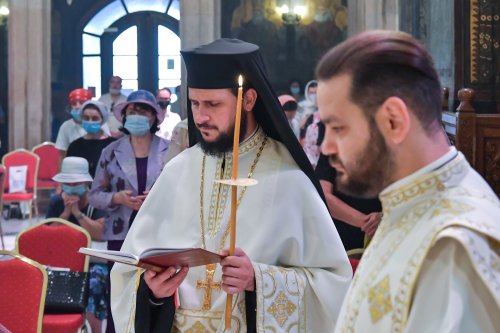 Slujbă de pomenire pentru Patriarhii Iustin și Teoctist la Catedrala Patriarhală Poza 178794