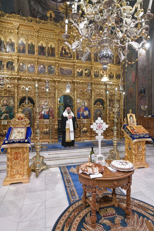 Slujbă de pomenire pentru Patriarhii Iustin și Teoctist la Catedrala Patriarhală Poza 178795