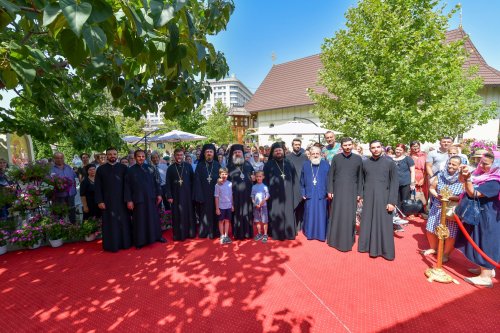 Cinstirea Sfântului Ioan Iacob de la Neamţ la Paraclisul Catedralei Naţionale Poza 179214