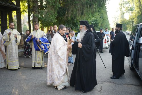 Seminariștii de la Mănăstirea Neamț și-au sărbătorit ocrotitorul Poza 179134