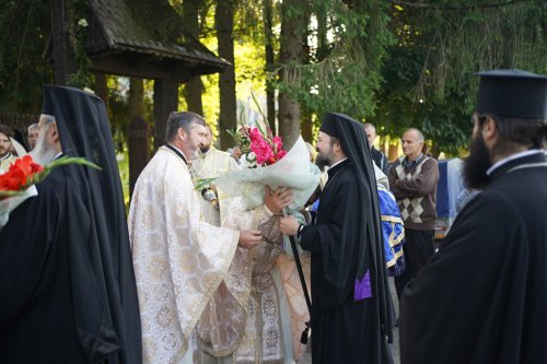 Seminariștii de la Mănăstirea Neamț și-au sărbătorit ocrotitorul Poza 179137