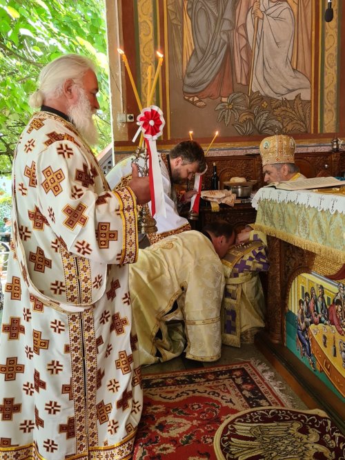 Praznicul Schimbării la Față a Domnului, sărbătorit la Mănăstirea Hodoș-Bodrog Poza 179470