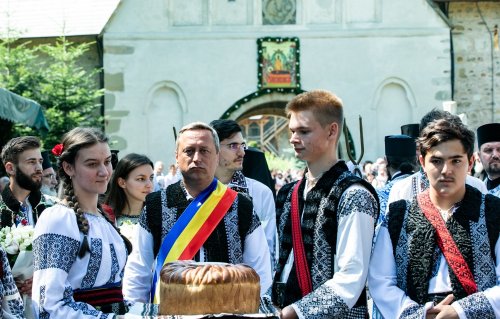 Patriarhul României a binecuvântat începutul manifestărilor de la Putna Poza 180197