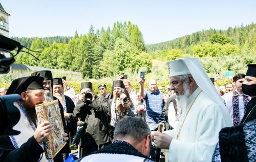Patriarhul României a binecuvântat începutul manifestărilor de la Putna Poza 180204