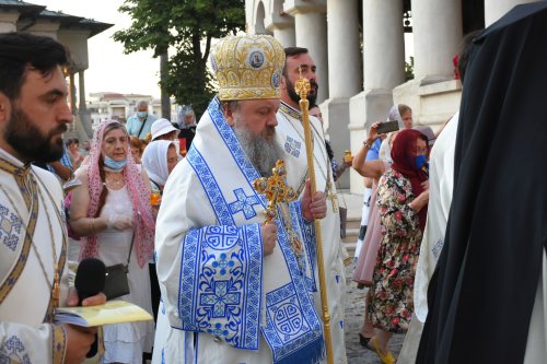 Prohodul Maicii Domnului la Catedrala Patriarhală Poza 180406