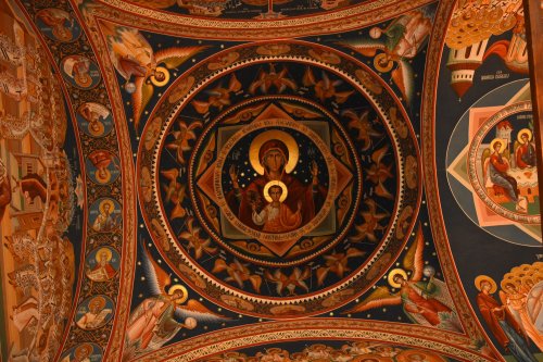 Icoane în mozaic impresionante sfințite la ctitoria Brâncovenilor din București  Poza 180832