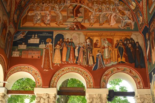 Icoane în mozaic impresionante sfințite la ctitoria Brâncovenilor din București  Poza 180908