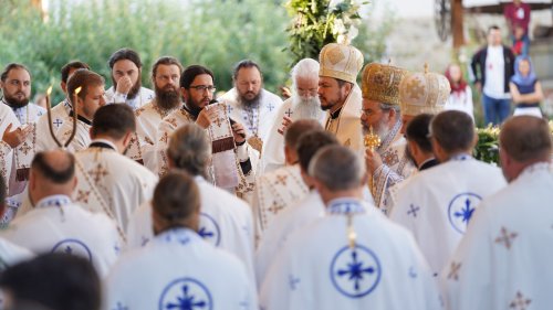 Liturghie Arhierească la „Serbarea de la Putna 2021” de ziua Sfinților Martiri Brâncoveni Poza 180724