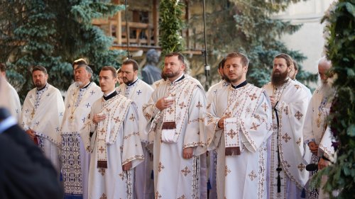 Liturghie Arhierească la „Serbarea de la Putna 2021” de ziua Sfinților Martiri Brâncoveni Poza 180728