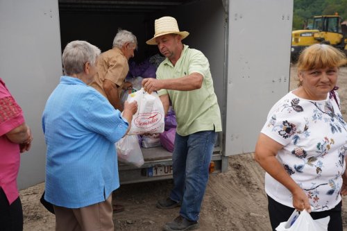 Vizită pastoral-misionară la familiile afectate de inundațiile din Ocoliș, judeţul Alba Poza 181261