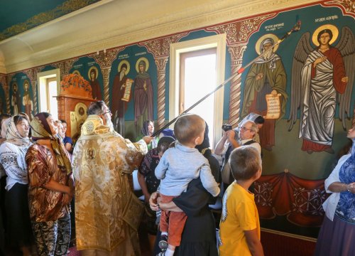A fost sfințită pictura bisericii din localitatea buzoiană Terca