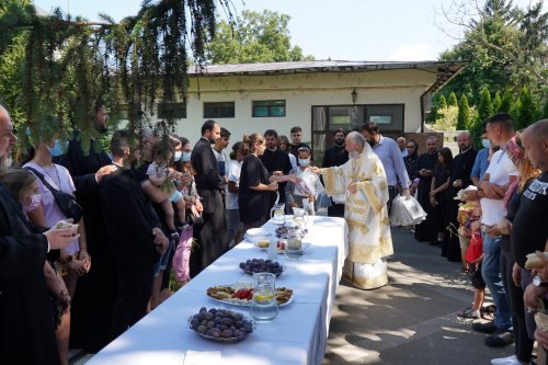 Duminica migranţilor români la Catedrala Arhiepiscopală din Galaţi