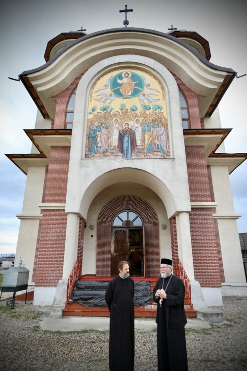 Vizite pastorale în Episcopia Maramureşului şi Sătmarului Poza 181892