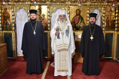 Patriarhul României a sfinţit două racle pentru moaştele Botezătorului Domnului Poza 181980