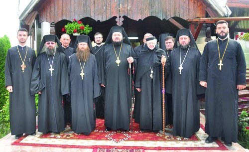 Mănăstirea Bic și-a sărbătorit ocrotitorul Poza 182303