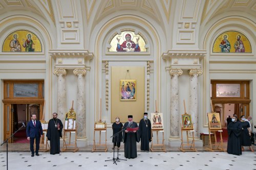 Premierea câștigătorilor celei de-a 10-a ediții a concursului „Icoana ortodoxă - lumina credinței” Poza 182419