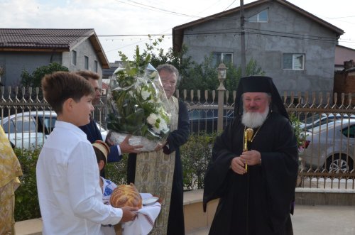 Un nou preot slujitor pentru Parohia Roşu din Ilfov Poza 182743