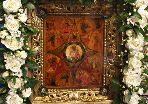 Icoana Maicii Domnului „Rugul Aprins” de la Mănăstirea Antim Poza 183014