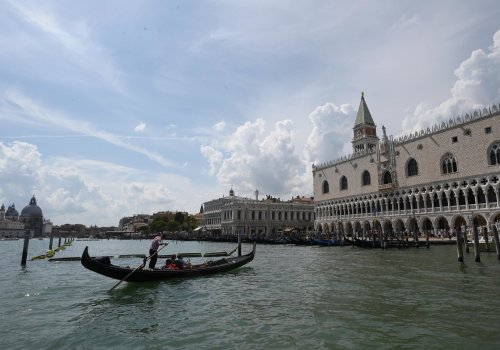 Veneția, măsuri pentru limitarea turiștilor „de o zi” Poza 182893