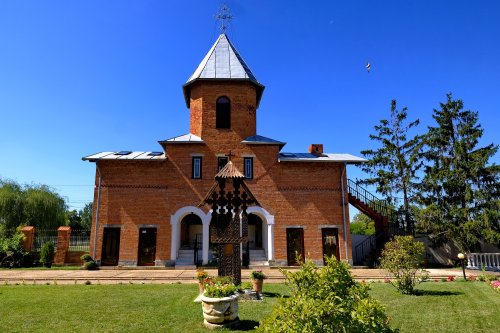 Grădina Maicii Domnului de la Mănăstirea Pissiota Poza 183315