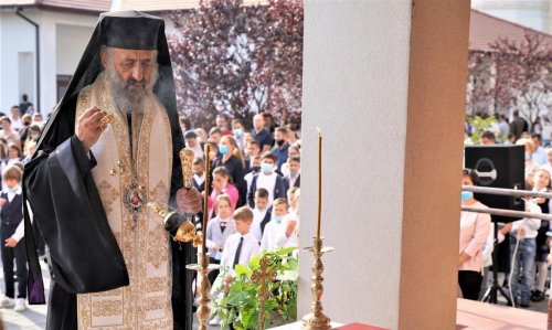 Binecuvântare arhierească la început de an școlar la Alba Iulia