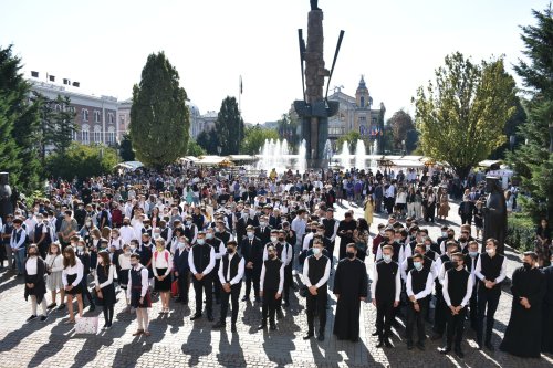 Te Deum la Cluj-Napoca, la începutul noului an şcolar Poza 183961