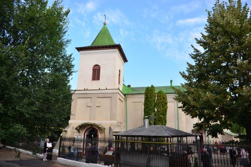 Slujbă arhierească de hramul Bisericii „Ziua Crucii” din Iași Poza 184249