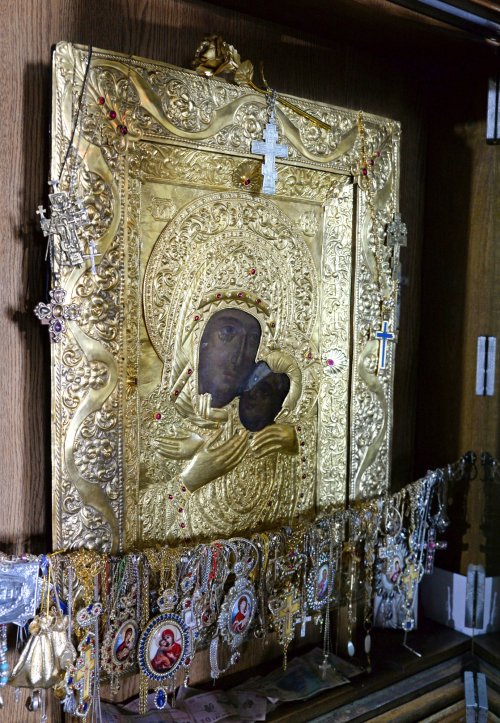 Muzeul-poem de la mănăstirea argeșeană Nămăiești Poza 184408