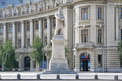 Bucureștiul are un monument pe kilometru pătrat Poza 184545