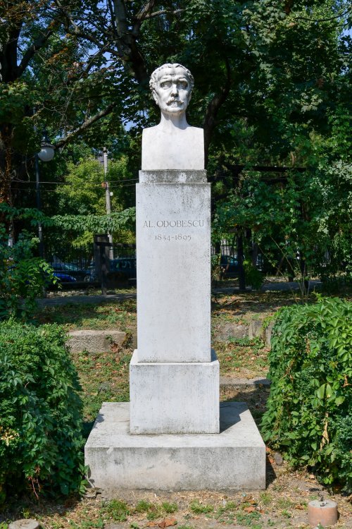 Bucureștiul are un monument pe kilometru pătrat Poza 184558