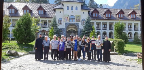 Excursie pentru persoane cu deficiențe de auz din Buzău Poza 184740