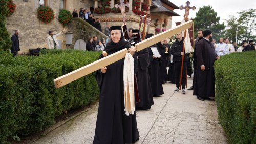 Părintele David a fost înmormântat astăzi la Mănăstirea Cetățuia din Iași Poza 184842