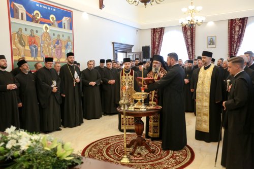 Înnoire și binecuvântare de ziua Sfântului Ierarh Teodosie în Vrancea  Poza 185093