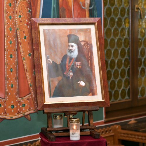 Episcopul Nifon Niculescu s-a întors pentru vremelnica odihnă în ctitoria sa din Galaţi Poza 185300