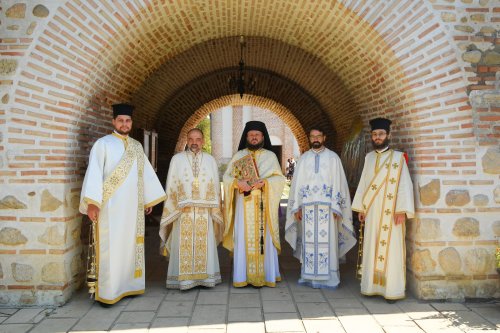 Patriarhul României la hramul mănăstirii ilfovene Snagov Poza 185582