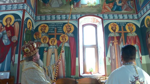 A fost sfințită biserica Parohiei Țipărești, judeţul Prahova