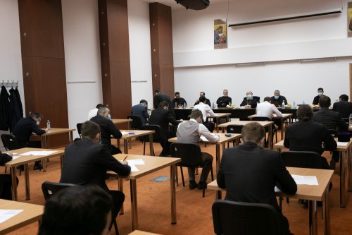 Examen de capacitate preoțească în Arhiepiscopia Bucureștilor Poza 185863