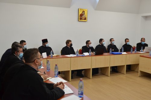 Întâlnire a preoților administratori de cimitire din Arhiepiscopia Bucureștilor Poza 186003