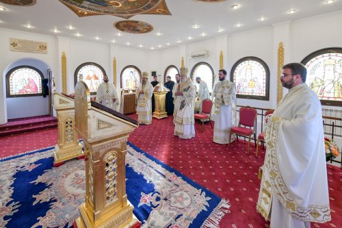 Hramul paraclisului din Reşedinţa Patriarhală ctitorit de Patriarhul României Poza 186210