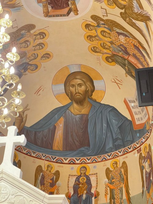Biserica închinată Sfântului Ierarh Spiridon din Oradea a fost sfințită Poza 186950